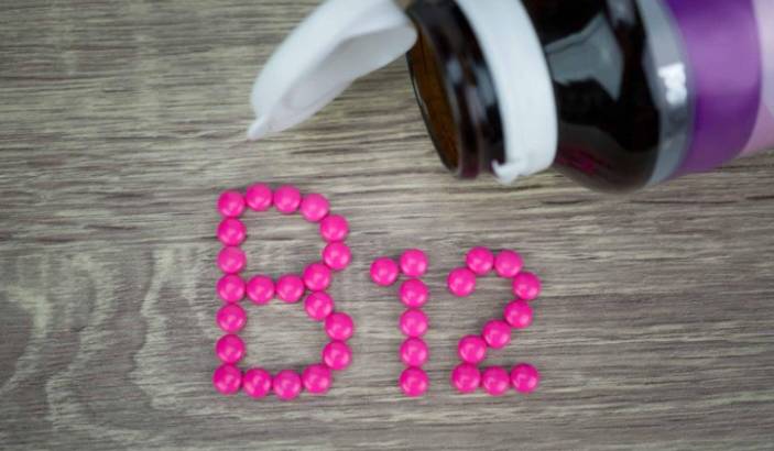The Lowdown on Vitamin B12: Health Benefits, Deficiency Symptoms and Food Source
