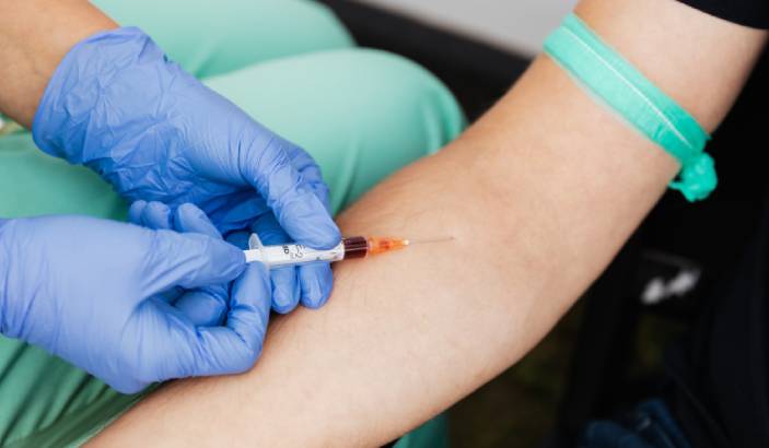 5 Key Differences Between a Phlebotomist and a Mobile Phlebotomist