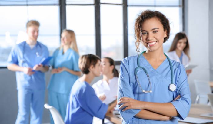 7 Ways To Stand Out As A Medical School Student